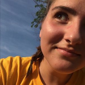 Meet your Posher, Brittney